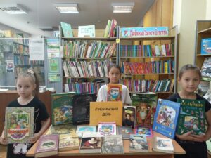 Read more about the article «Пушкинский день» в детской библиотеке № 11